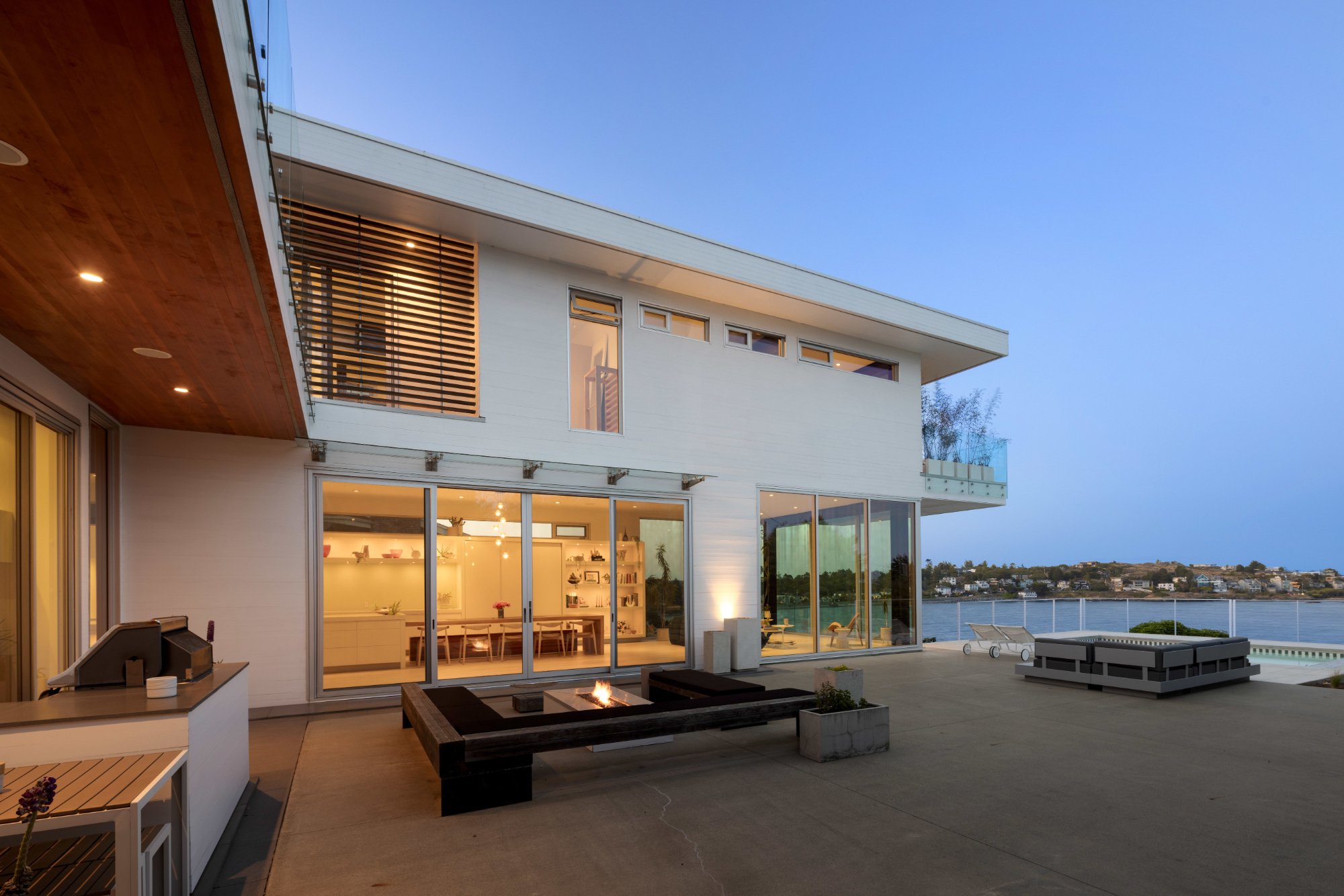 Oceanside Deck